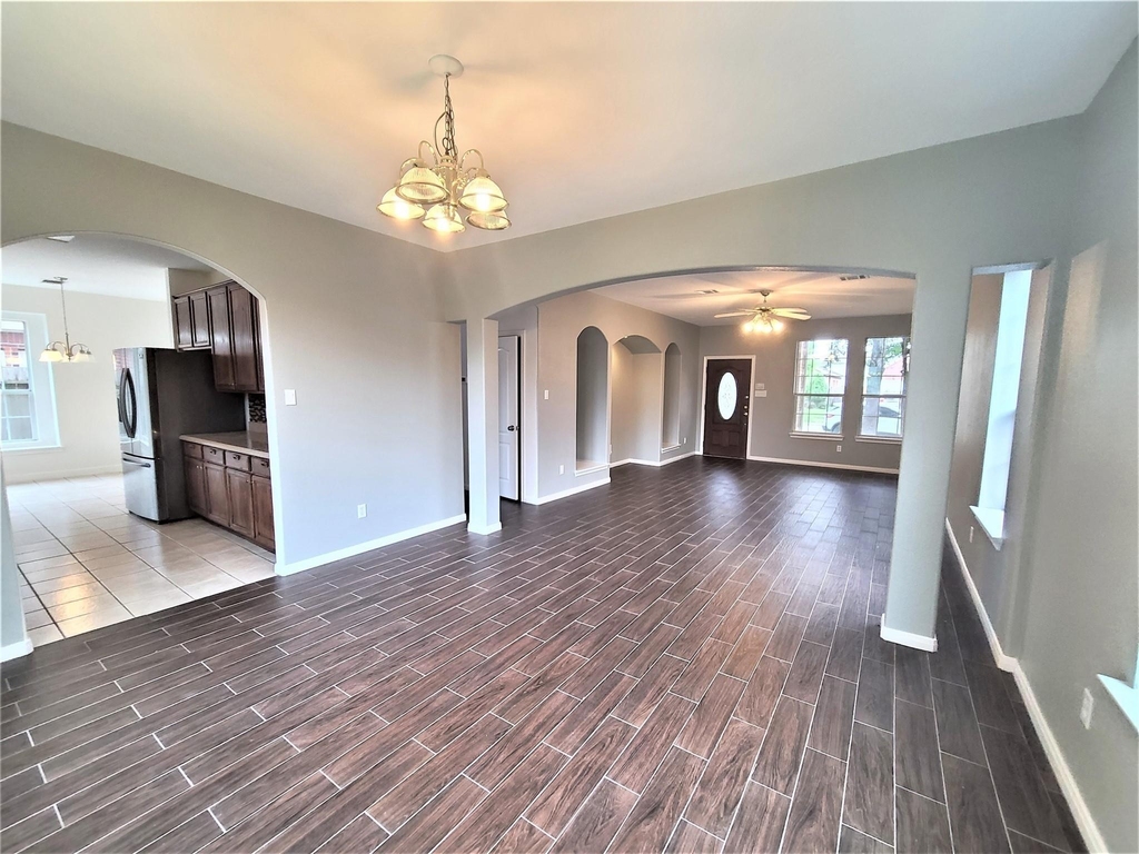 10026 Gil Jr Lane - Photo 3