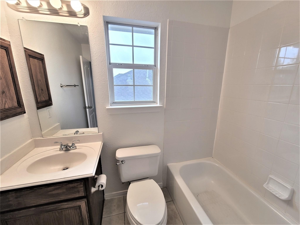 10026 Gil Jr Lane - Photo 12