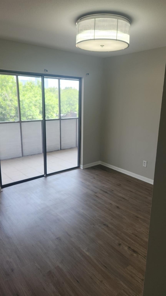3025 Walnut Bend - Photo 17