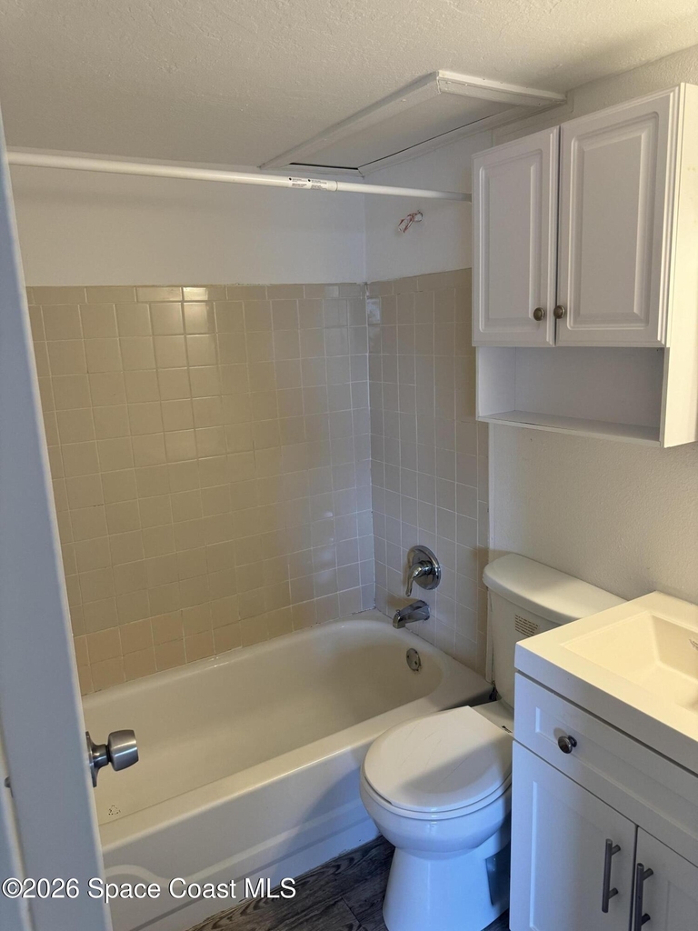 240 Stone Street - Photo 6