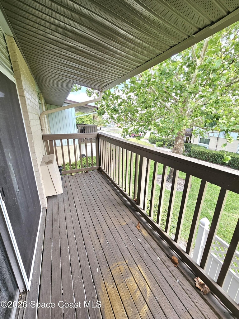 1695 Lee Road - Photo 12