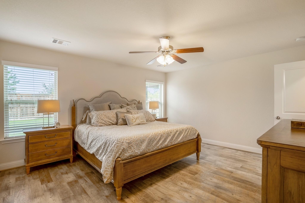 4115 Steven Falls Court - Photo 31
