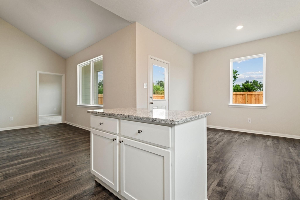 345 Fastboy Lane - Photo 9