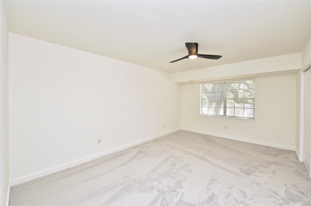 2600 Bellefontaine Street - Photo 32