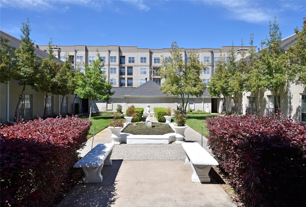 2600 Bellefontaine Street - Photo 7