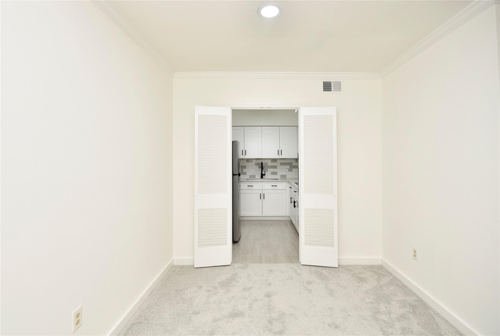 2600 Bellefontaine Street - Photo 20