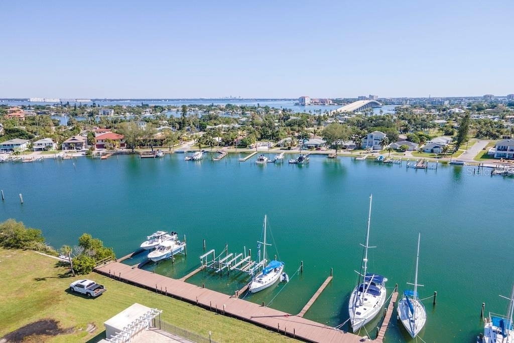 3200 Gulf Boulevard - Photo 51