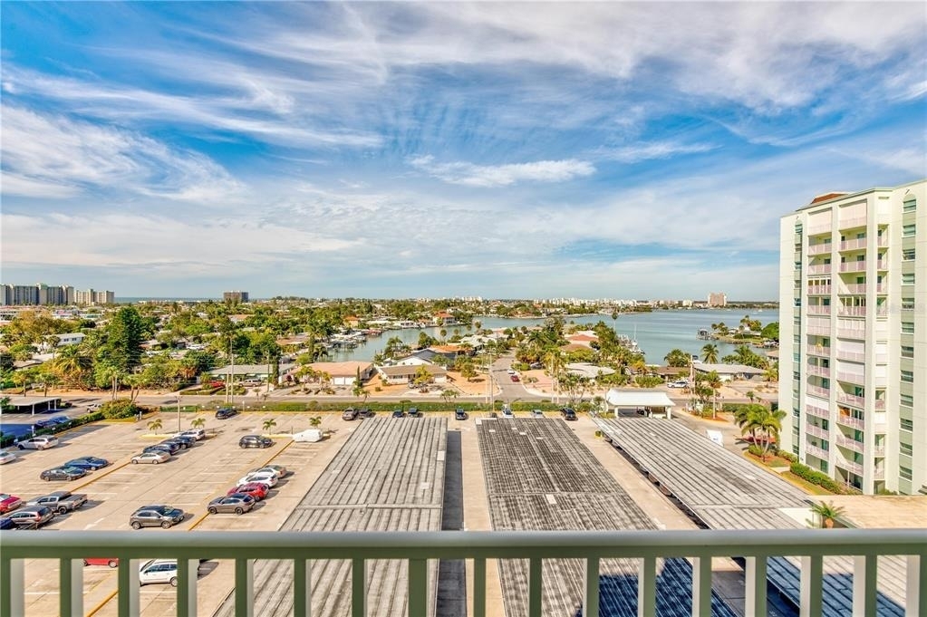 400 64th Avenue - Photo 6