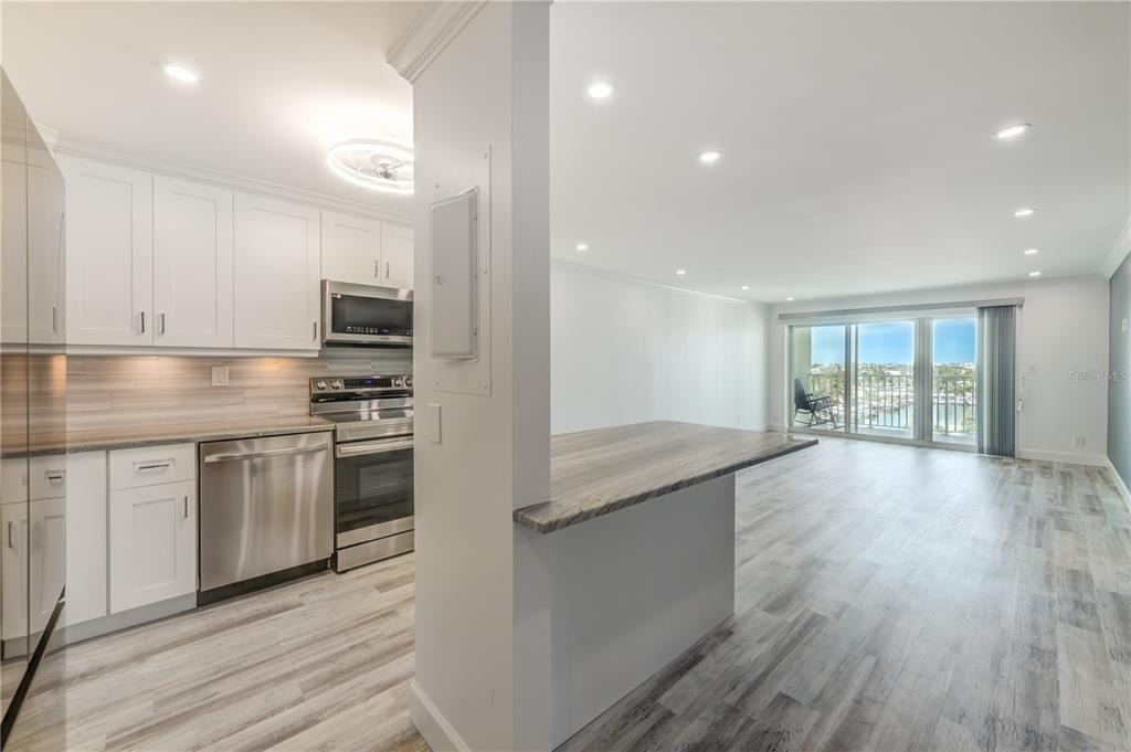 400 64th Avenue - Photo 1