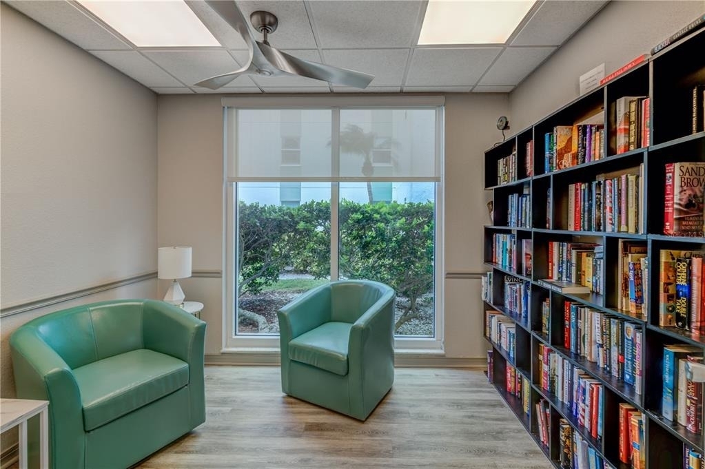 400 64th Avenue - Photo 17