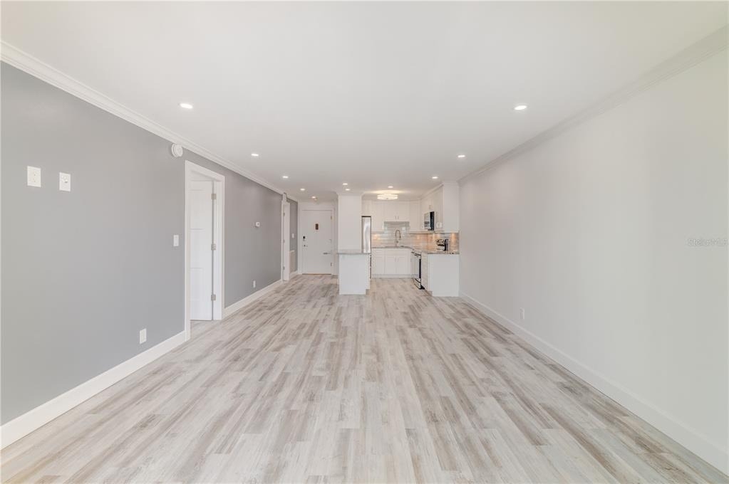 400 64th Avenue - Photo 5