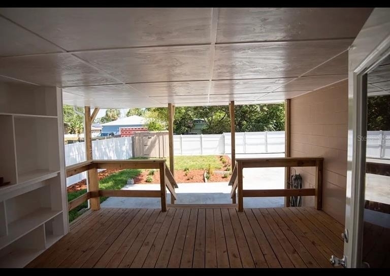 1329 34th Avenue N - Photo 11