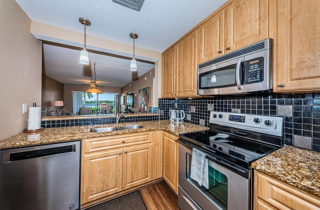 6295 Bahia Del Mar Circle - Photo 3