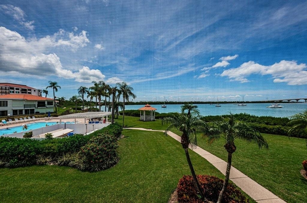 6295 Bahia Del Mar Circle - Photo 11