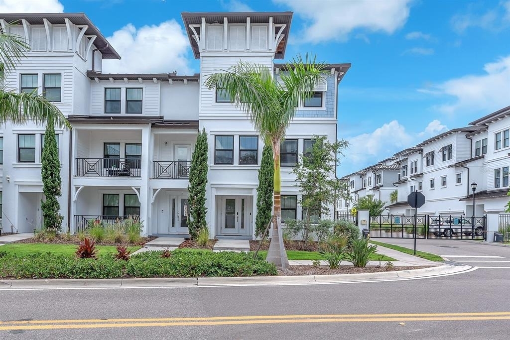 5351 Bridge Street - Photo 0