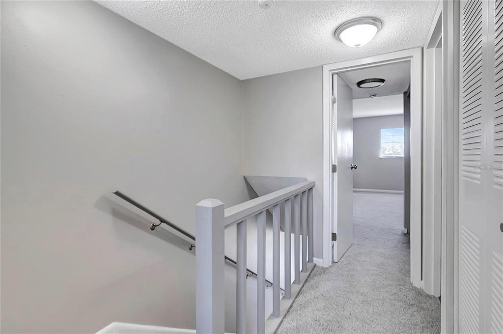 709 Russell Lane - Photo 16