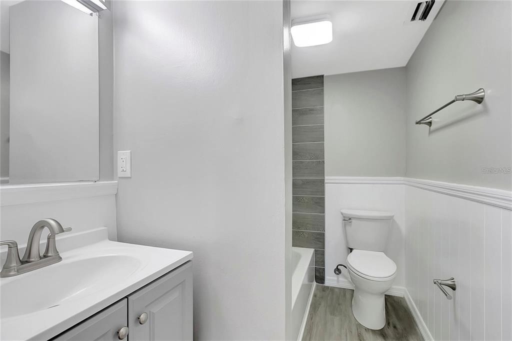 709 Russell Lane - Photo 11