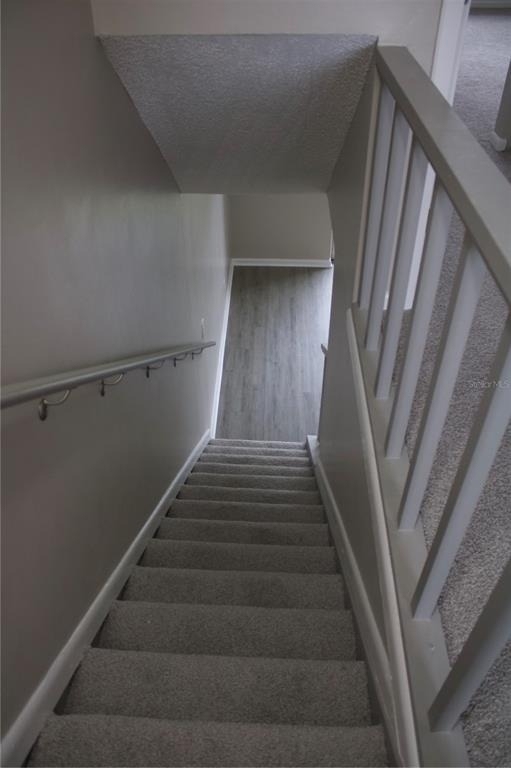 709 Russell Lane - Photo 17