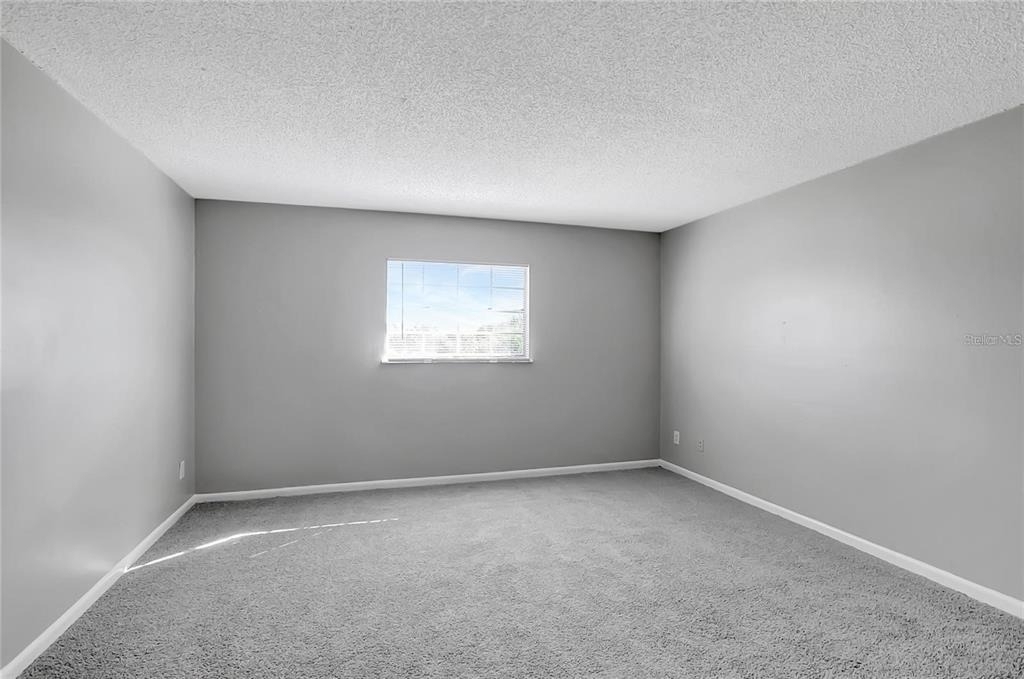 709 Russell Lane - Photo 7