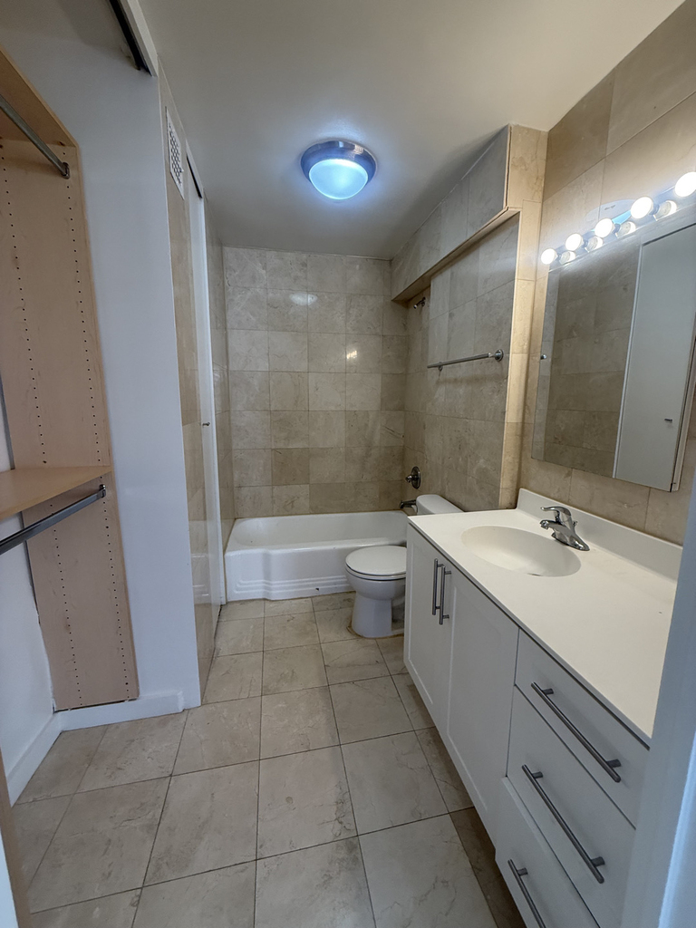 236 East 36th Street - Photo 9