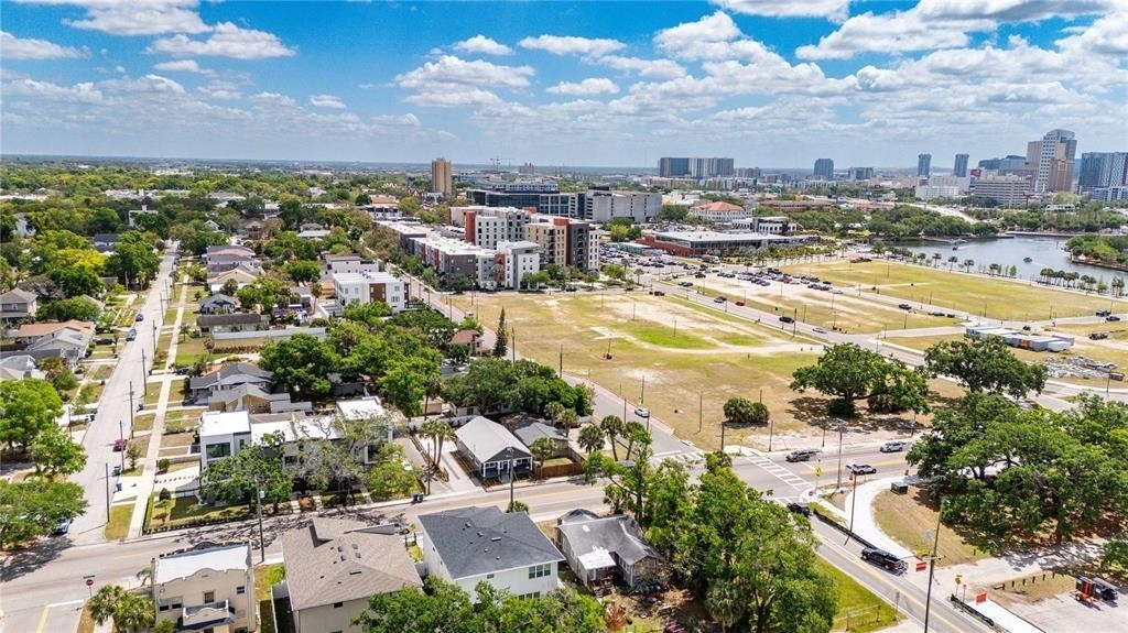 2203 N Boulevard - Photo 40