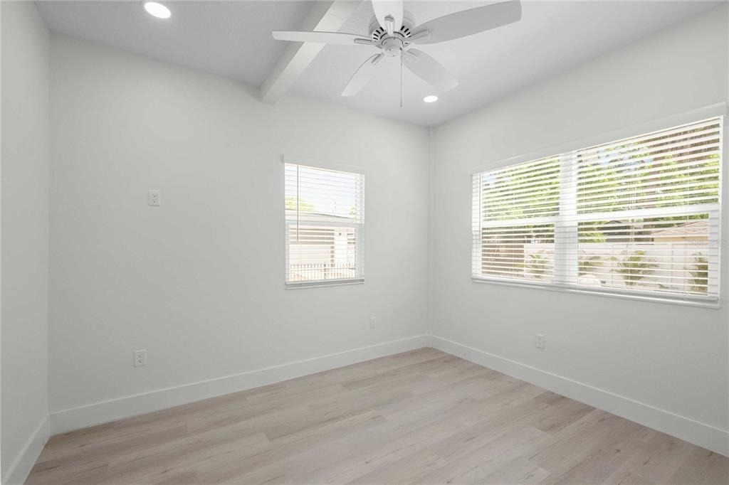 2203 N Boulevard - Photo 37