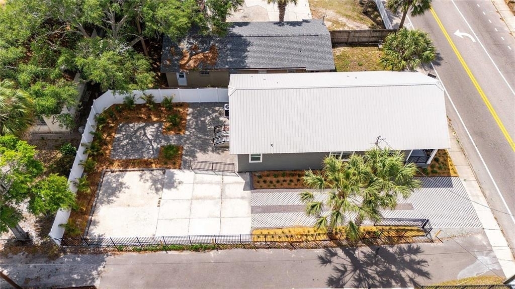 2203 N Boulevard - Photo 46
