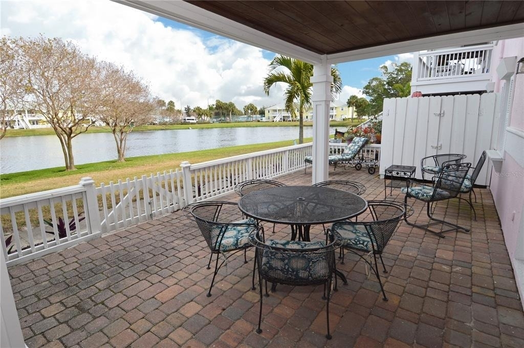 213 Seahorse Drive Se - Photo 47