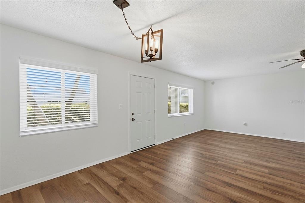 350 79th Avenue N - Photo 3