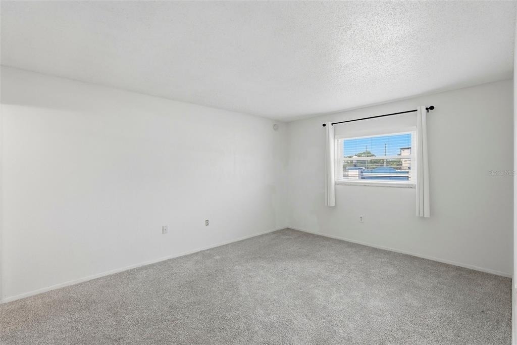 350 79th Avenue N - Photo 10