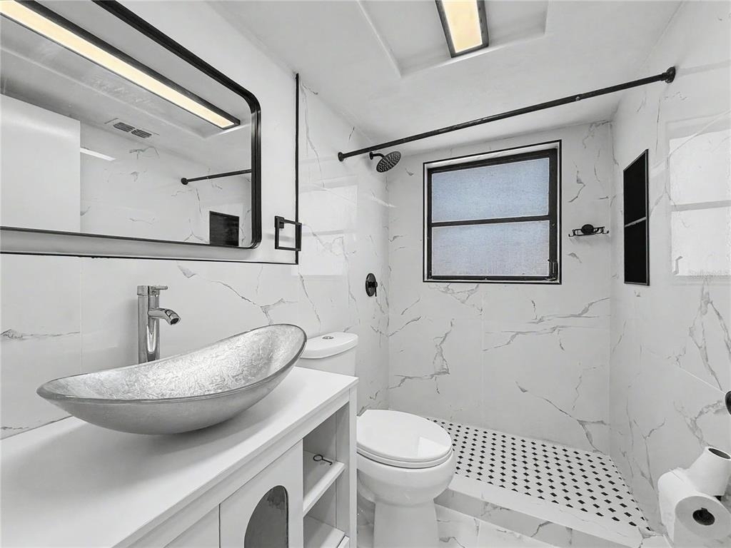 2101 Hibiscus Road - Photo 9