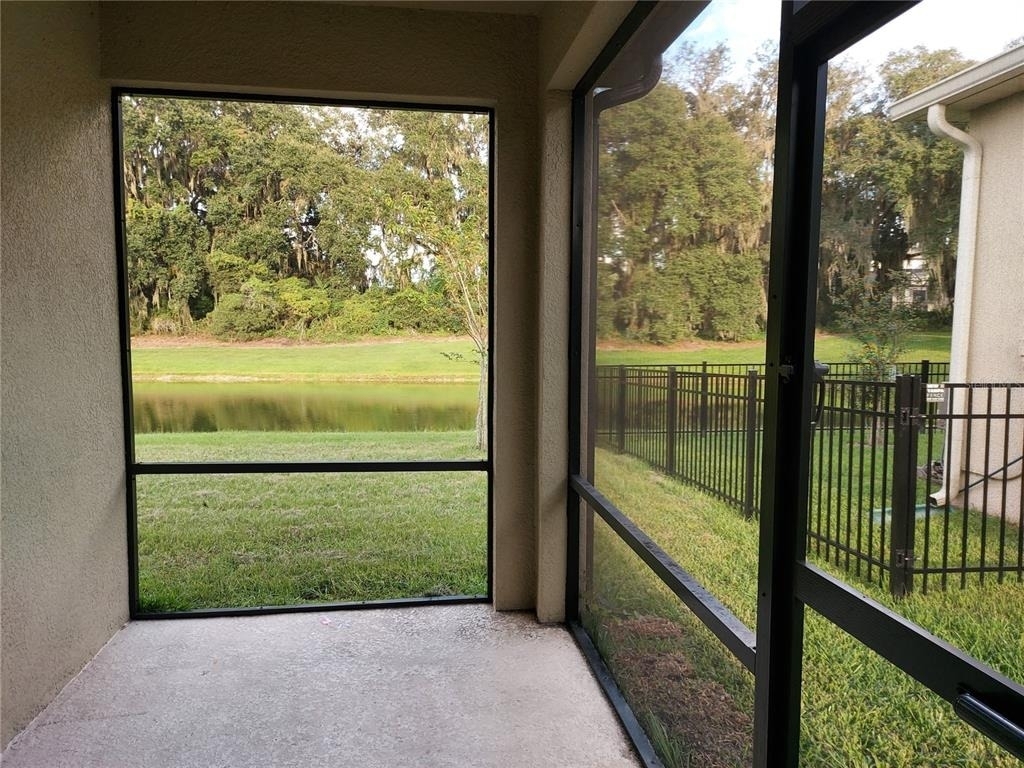 4923 Rolling Green Drive - Photo 13