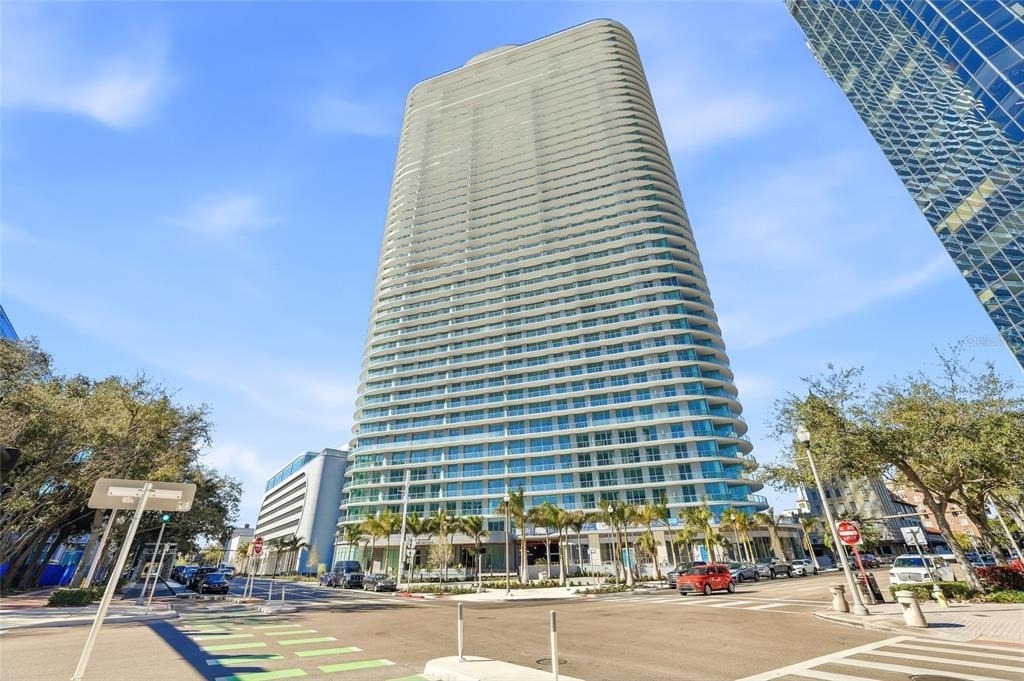 400 Central Avenue - Photo 0