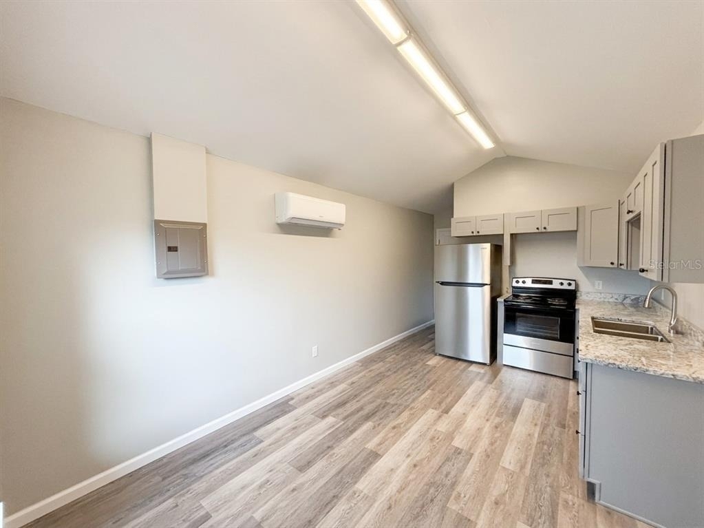 115 Avenue F Sw - Photo 2