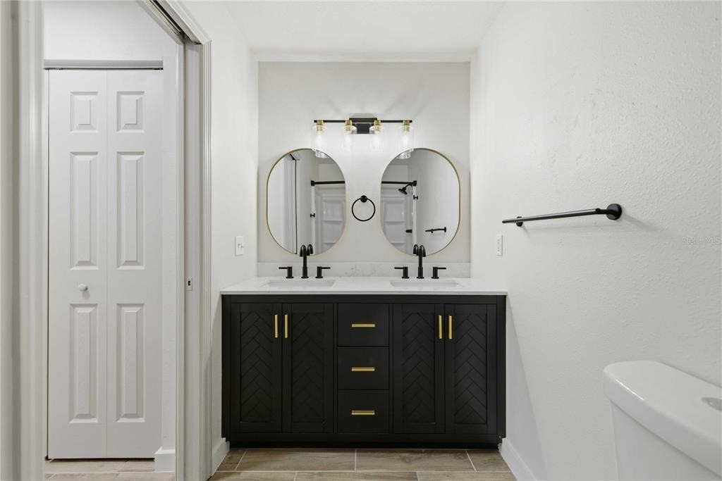 712 Ne 26th Street - Photo 17