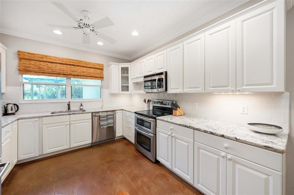 8120 Nw 48th Lane - Photo 36