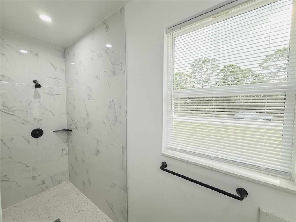 4700 Sunbeam Street - Photo 3