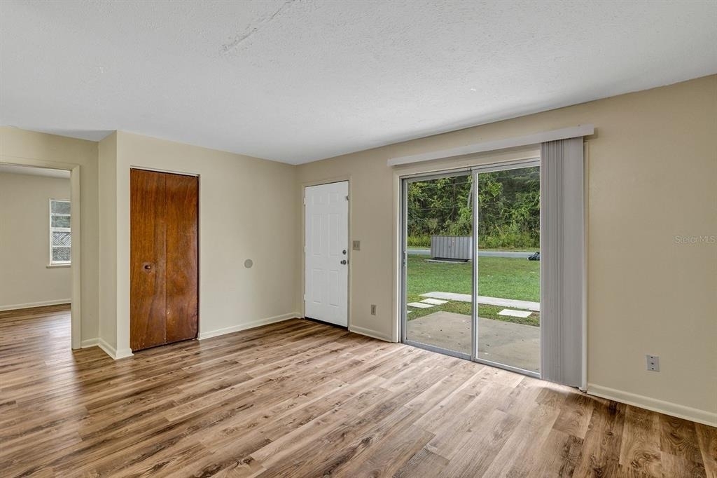 3800 Se 17th Court - Photo 2