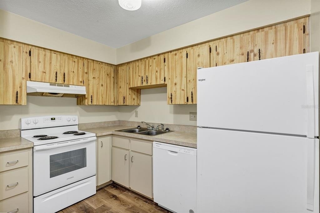 3800 Se 17th Court - Photo 5