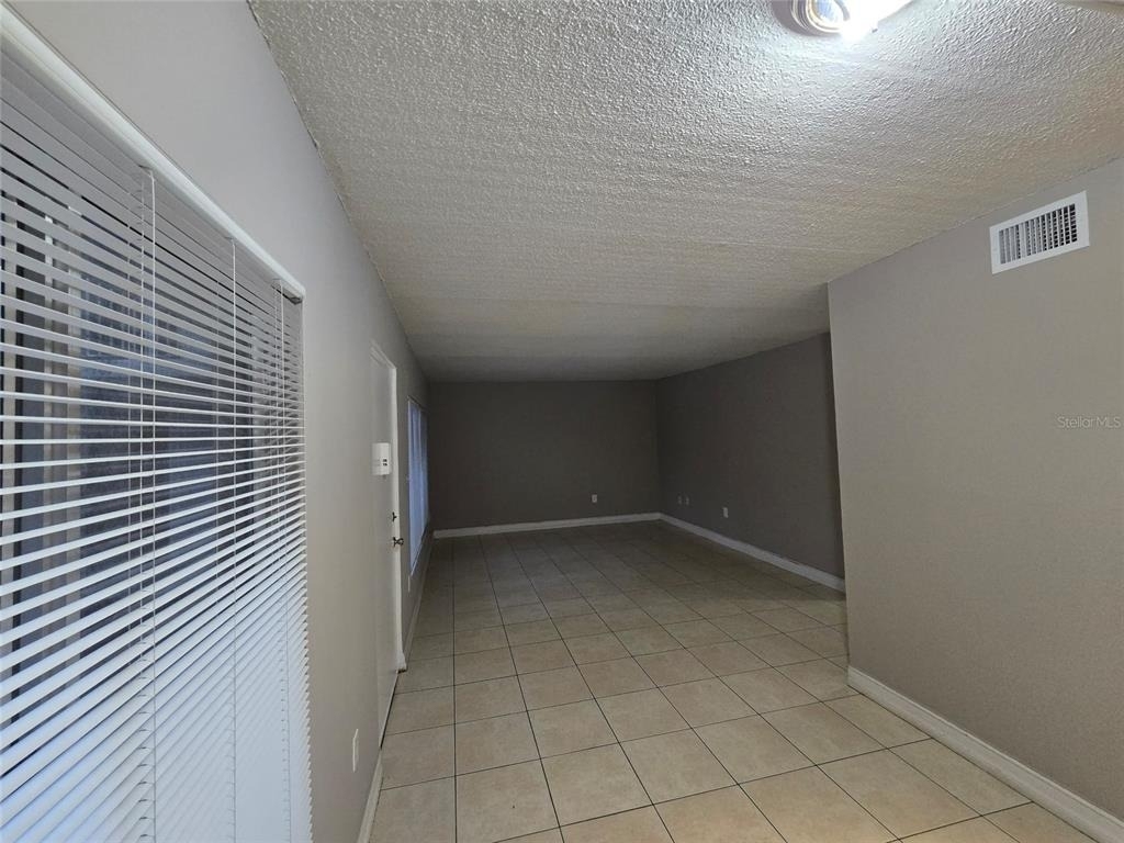 1830 Maravilla Avenue - Photo 5