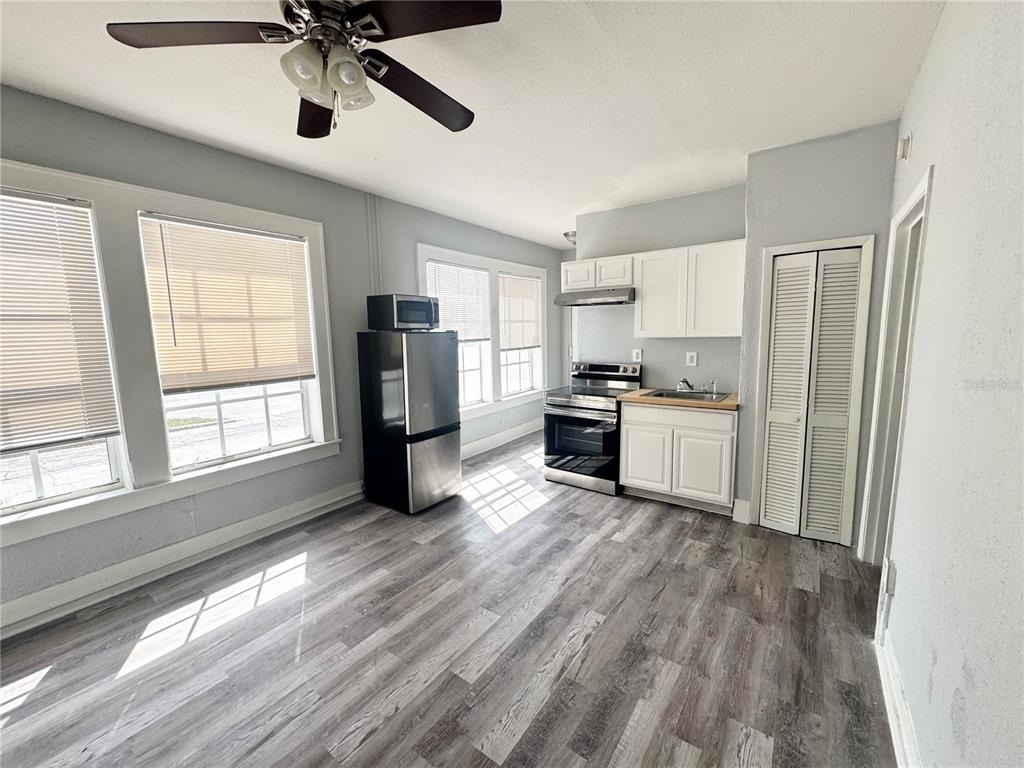 704 Cordova Drive - Photo 10