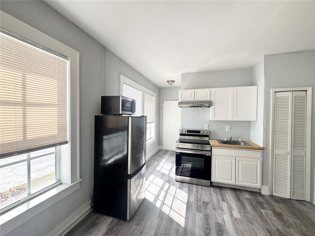 704 Cordova Drive - Photo 8