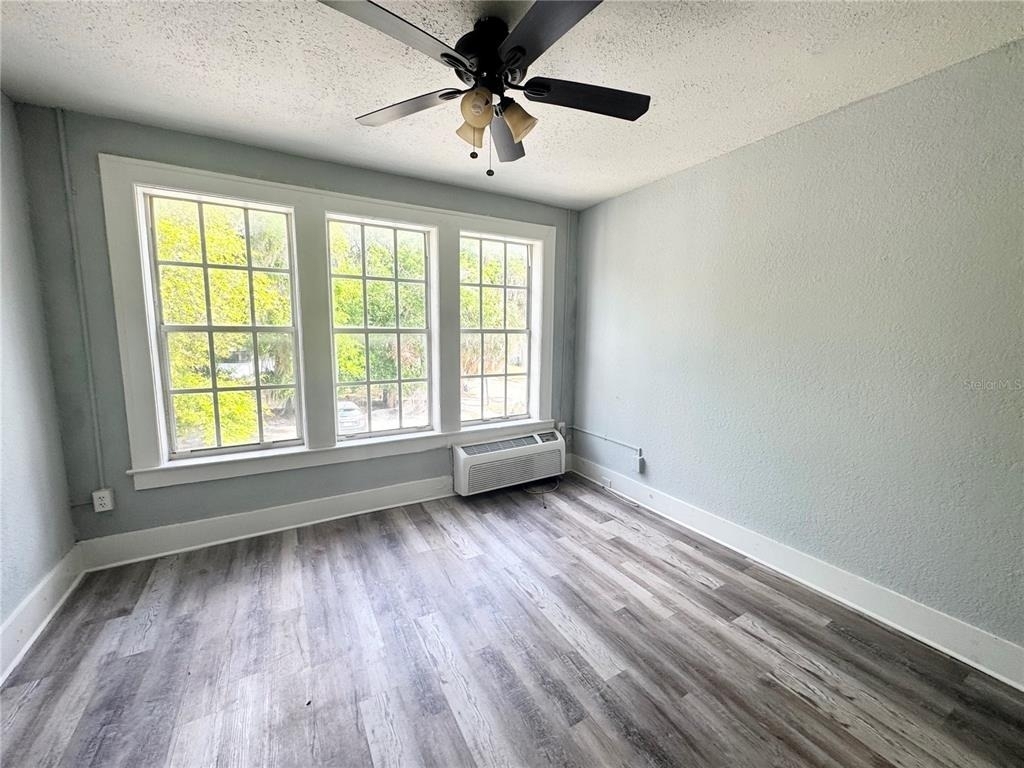 704 Cordova Drive - Photo 7