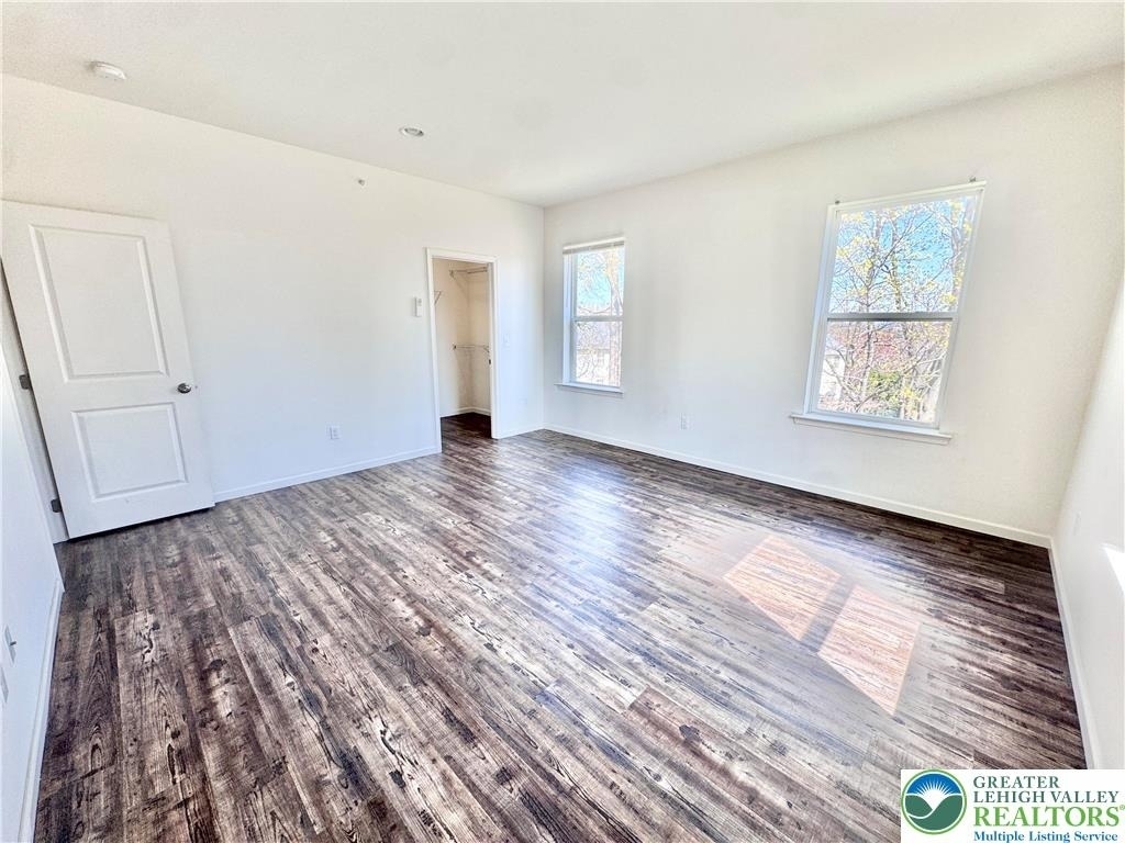 315 E Stone Alley - Photo 7