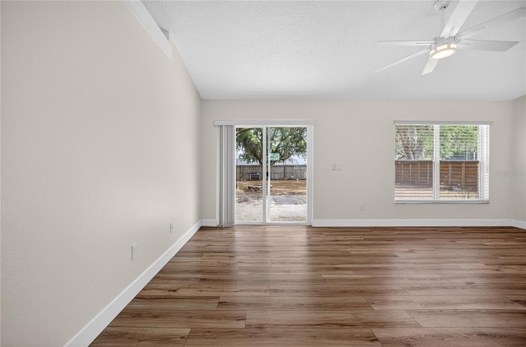 10748 Siena Dr - Photo 17