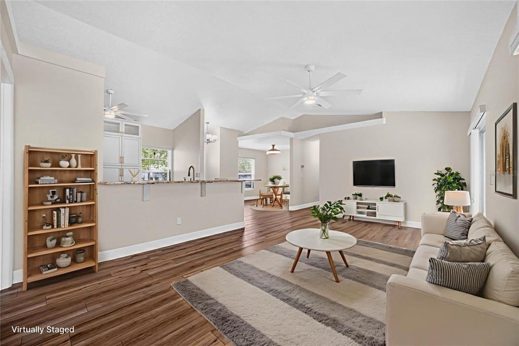 10748 Siena Dr - Photo 19