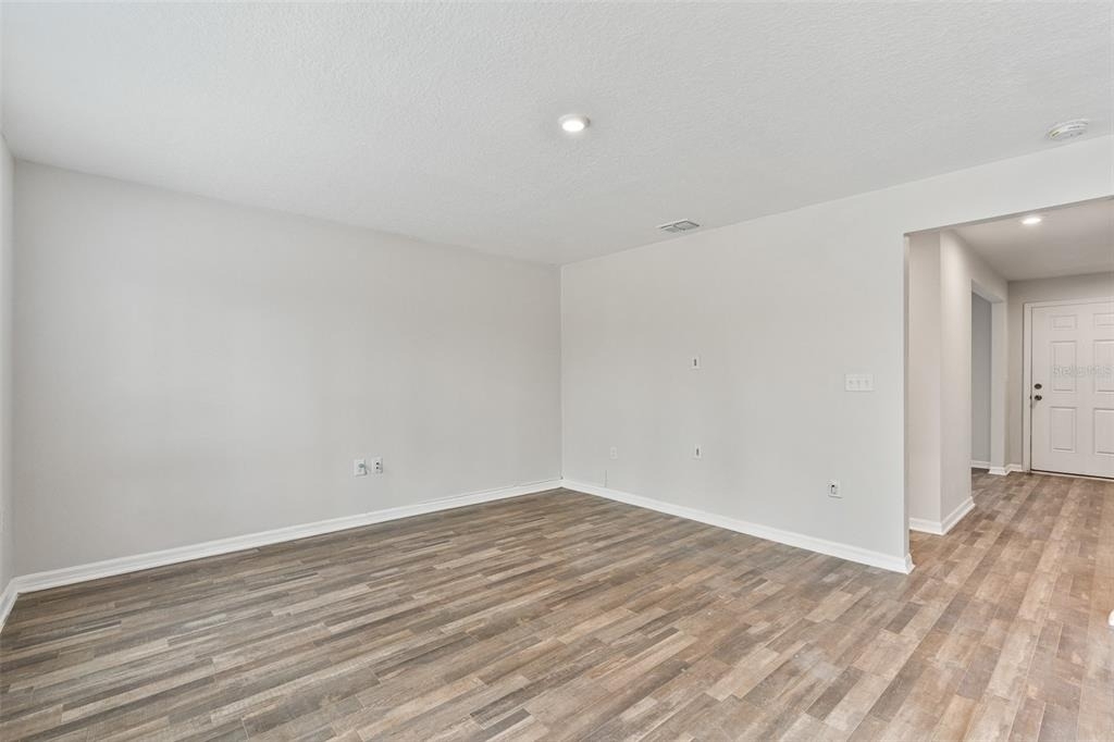1463 Swan Court - Photo 29