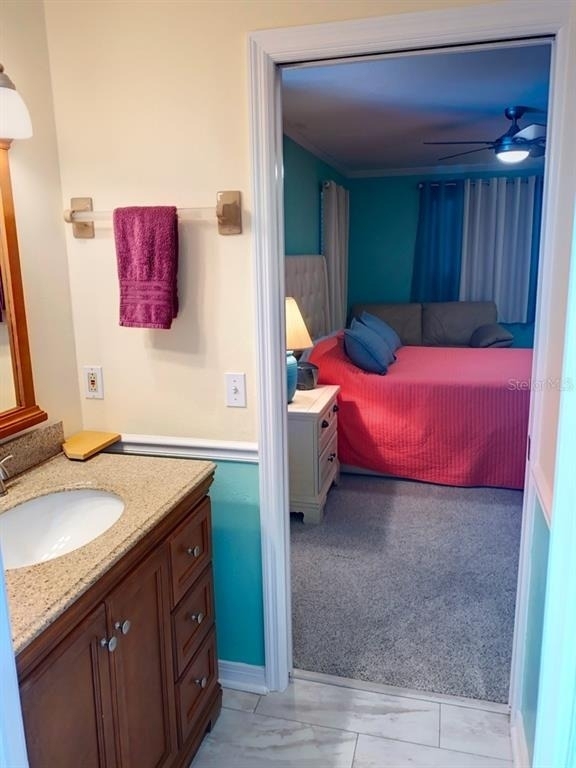 323 Dolphin Parkway - Photo 5