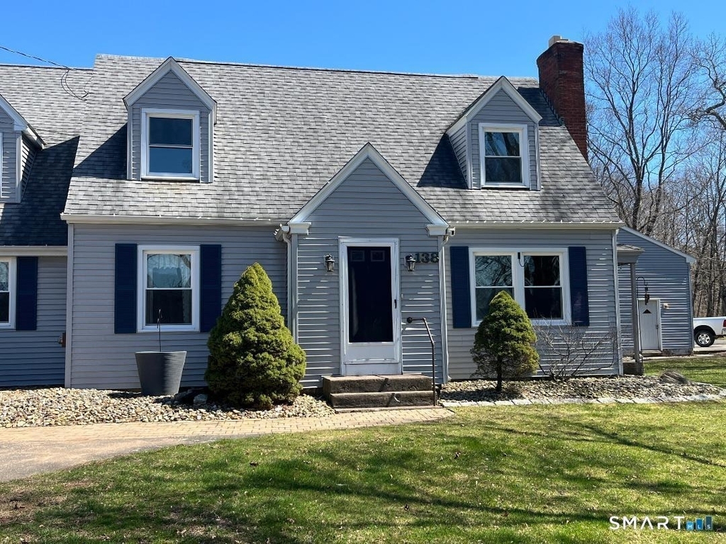 138 Mountain Street - Photo 0