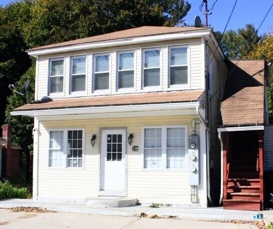 387 Putnam Pike - Photo 0